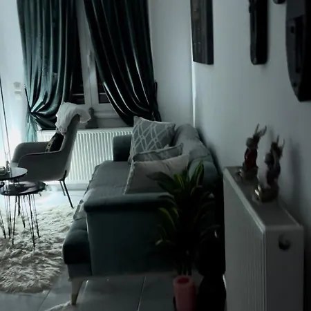 アパート Mimis House *